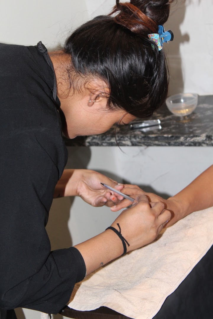Waxing, Threading & Grooming